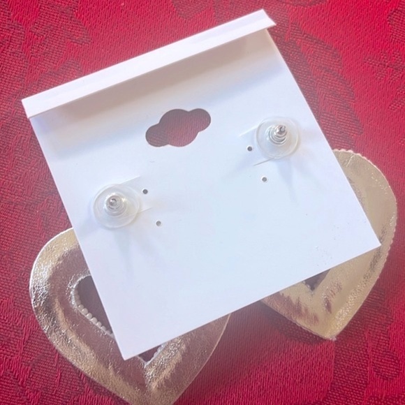 Brand New Natasha Beaded Pearl Cream Heart Drop Earrings Valentine’s Day - Picture 11 of 13